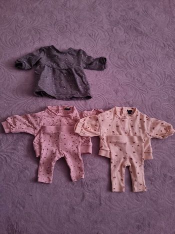 Lots vêtements bébé