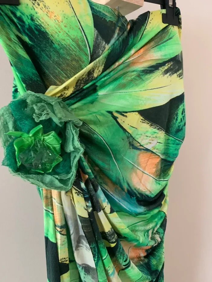 Robe longue tropicale à fleurs vertes – Taille unique - photo numéro 2