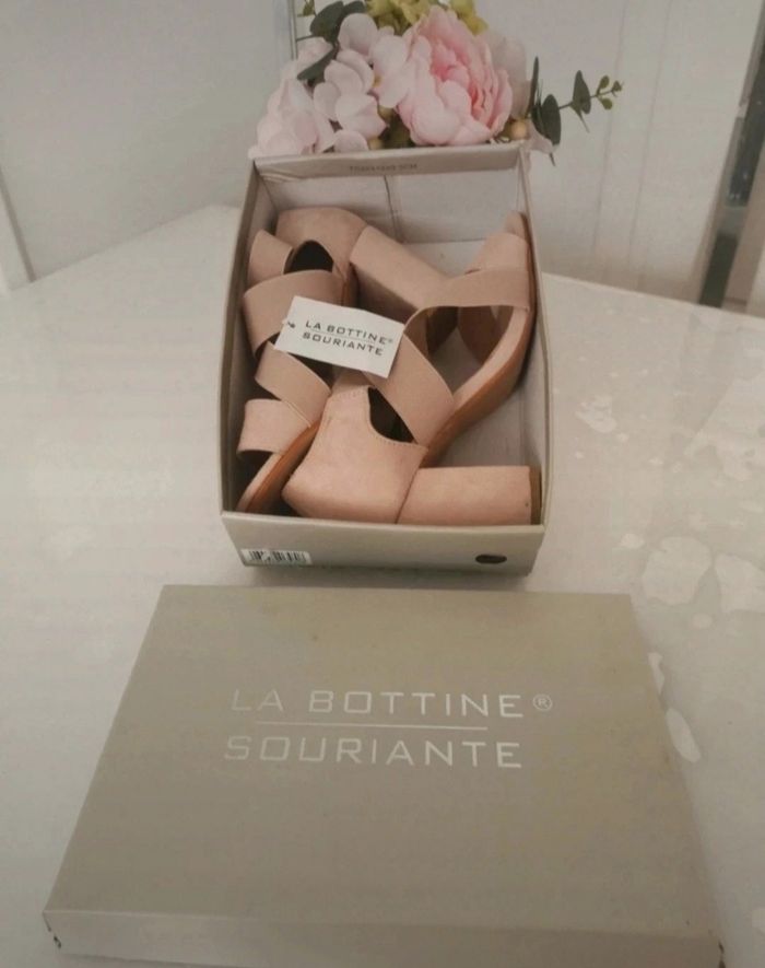 🤎🤍Jolie Paires De Sandales La Bottine Souriante 🤎🤍 - photo numéro 5