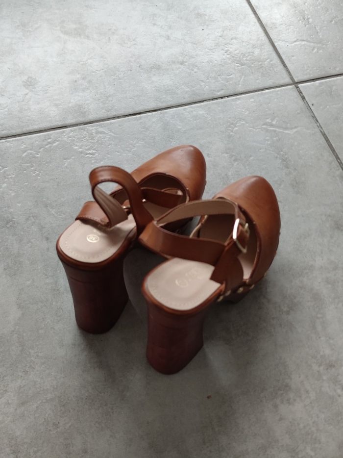 Chaussures à talon Alta Moda taille 38 marron femme - Bon état - photo numéro 3