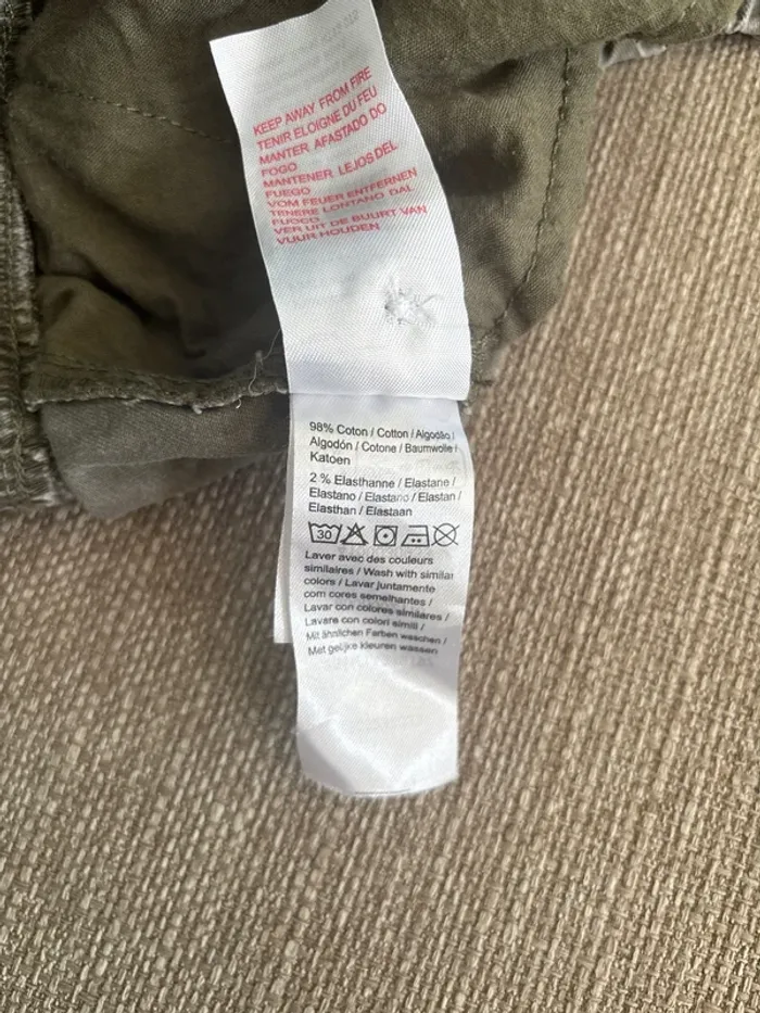 Short battle cargo facile à enfiler kaki porté une fois - photo numéro 7