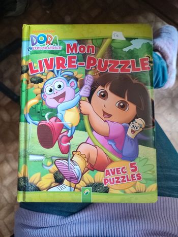 Mon livre puzzle Dora