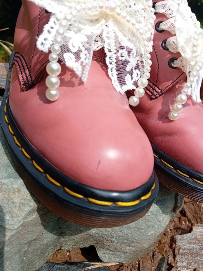 Lace Dr Martens Dentelle Dr Martens 1460 Rainbow Glitter J Size US