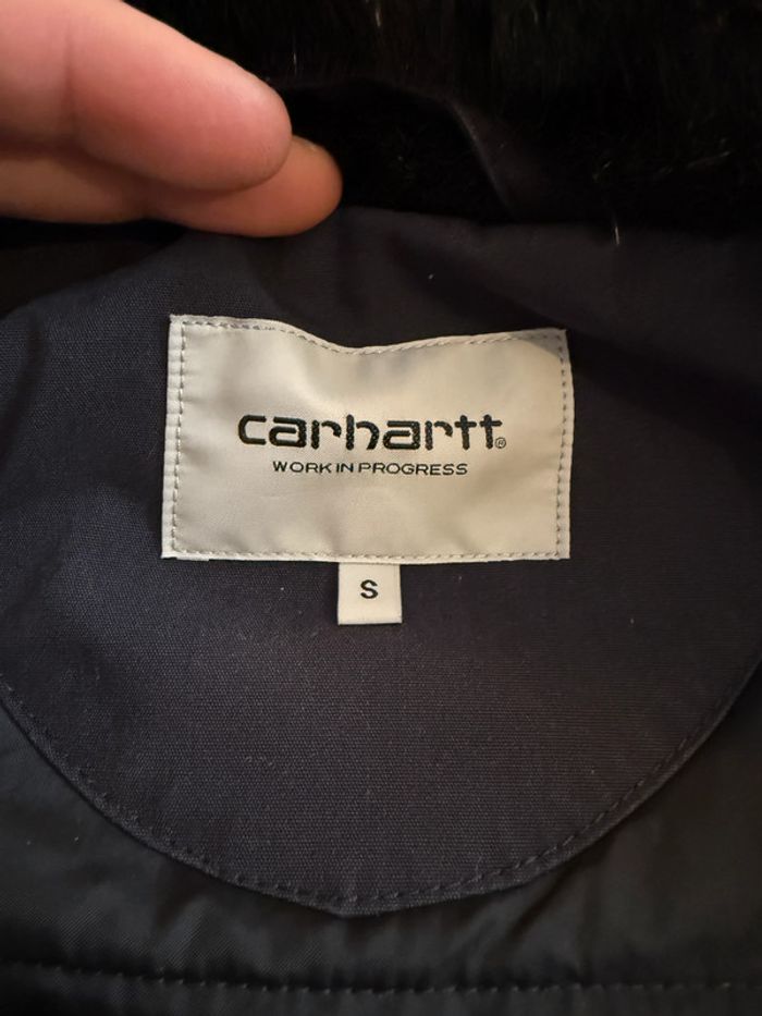 Parka Carhartt couleur bleu marine Taille S - photo numéro 5