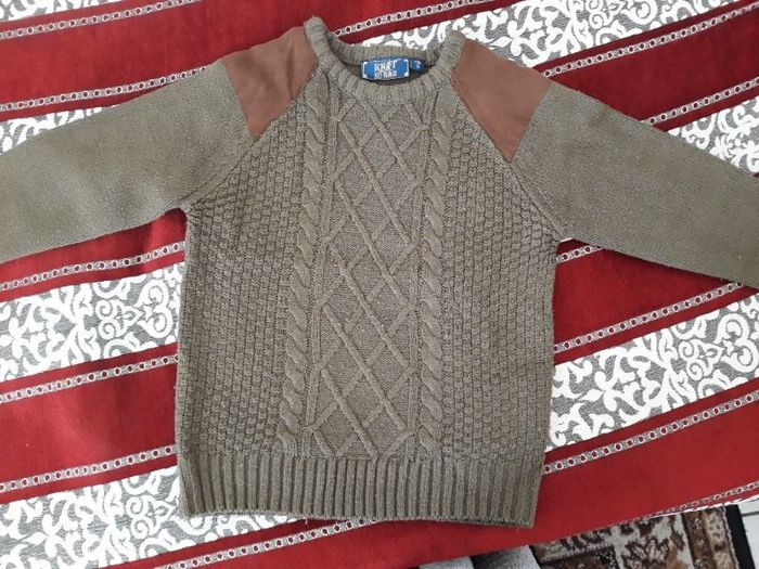 Pull en laine taille 6 ans