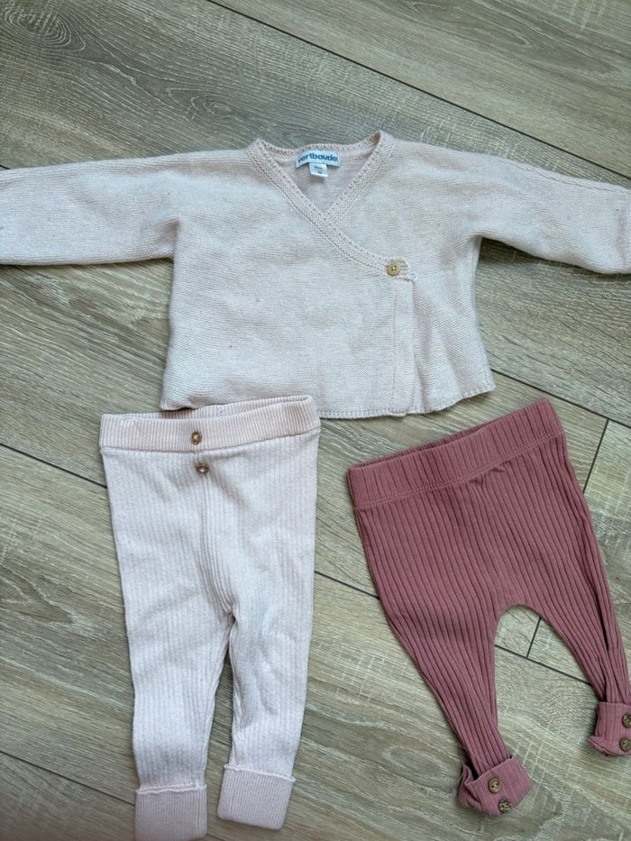 Lot de vêtements fille naissance / 1 mois - photo numéro 7