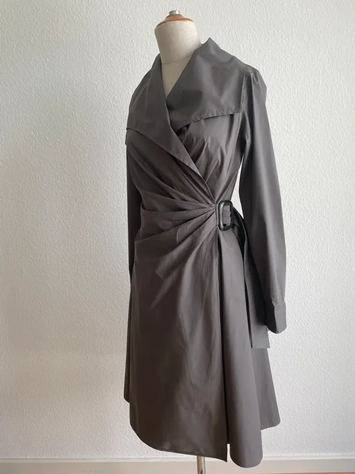 Robe cache-cœur Max Mara taupe - photo numéro 3