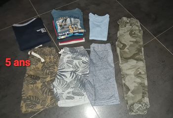 Lot vêtements 5 ans garçon