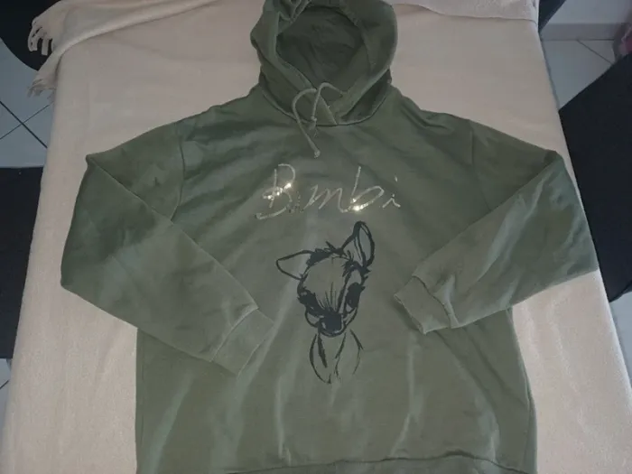 Superbe sweat à capuche Disney taille L