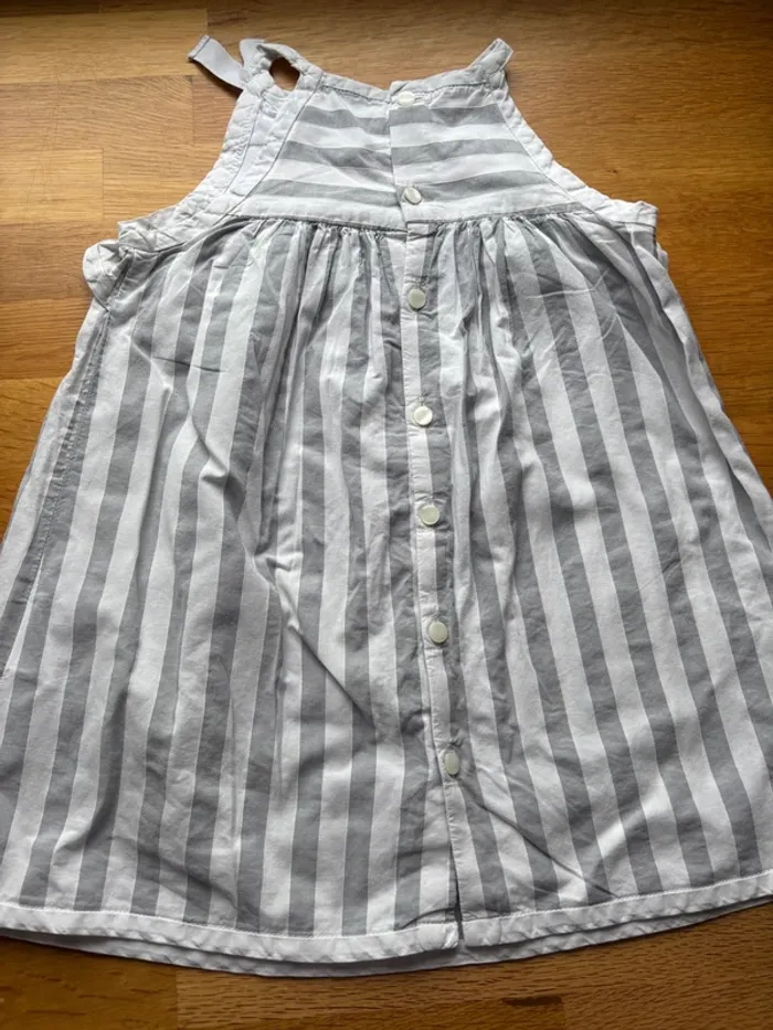 Jolie robe Jacadi 18 mois fille - photo numéro 3