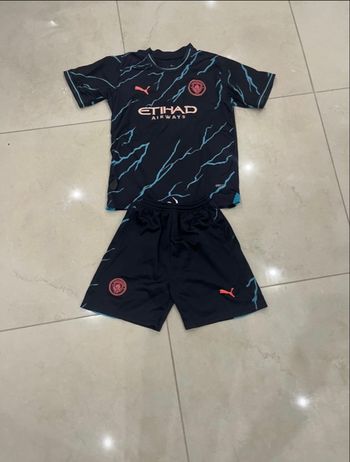 Ensemble maillot Manchester City 2024