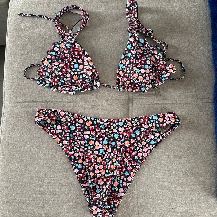 Maillot de bain, motif fleuri