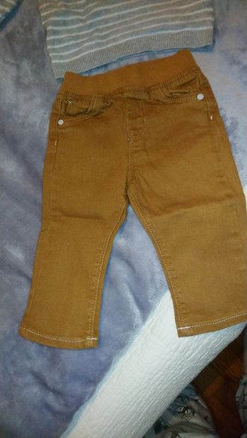 Superbe pantalon 6 mois Obaïbi en très bon état