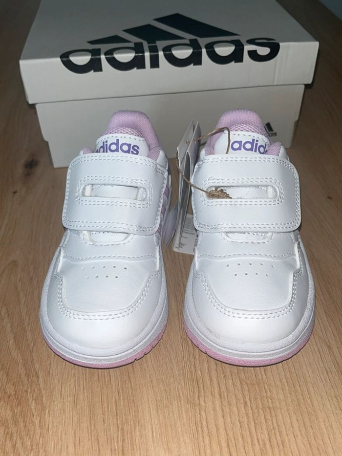 Baskets , Adidas , Filles , Blanc , Rose , Taille 23 , neuves - photo numéro 4