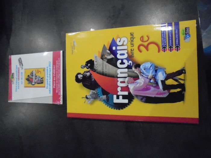 Manuel scolaire français 3 ème neuf manuel unique