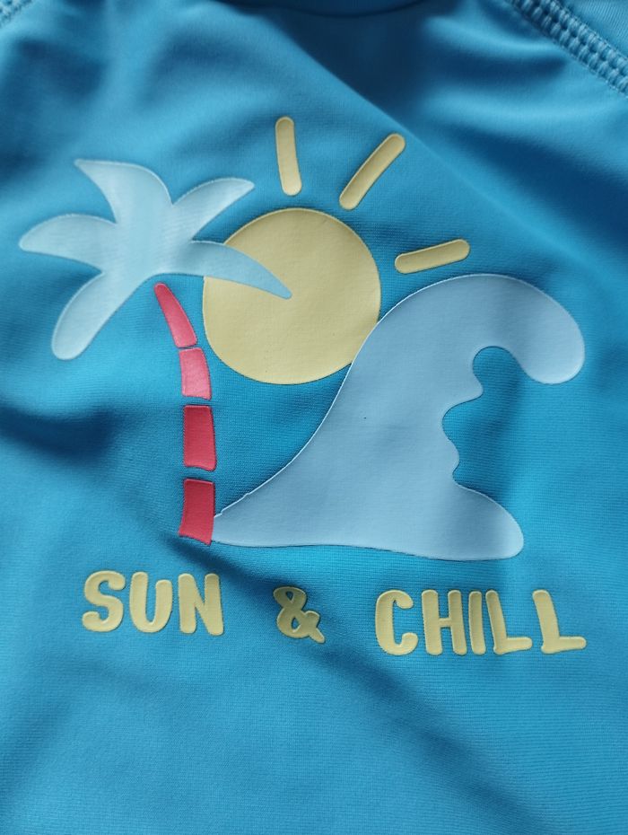 Tee shirt maillot de bain - photo numéro 2