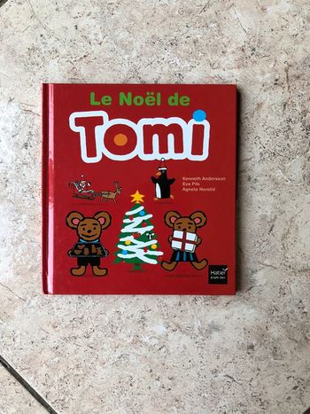 Livre le noël de tomi