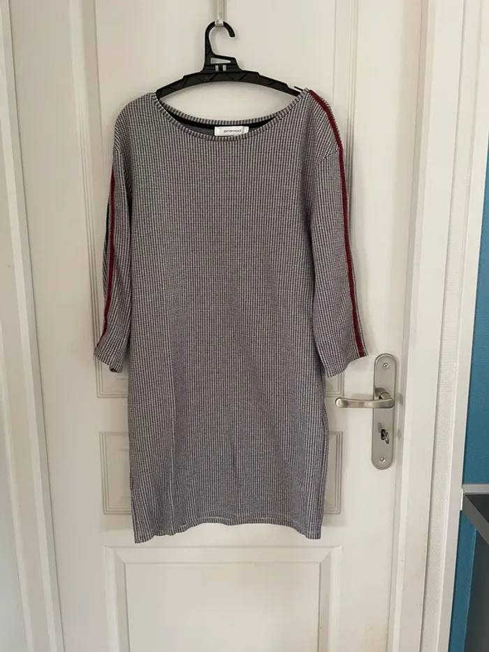 Robe.