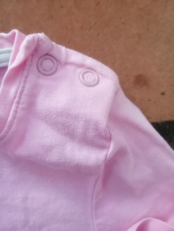 T-shirt neuf taille 36 mois - photo numéro 5