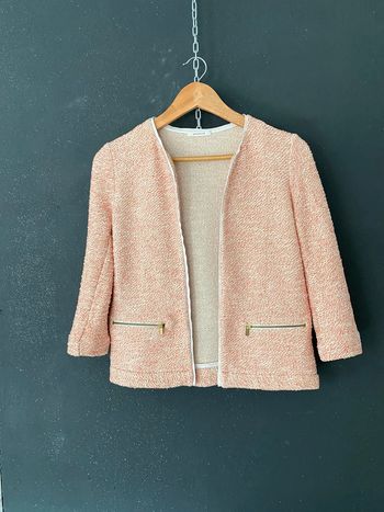 Veste courte chinée rose blanc et fil doré