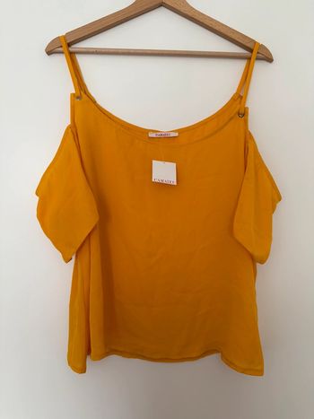 Top moutarde Camaïeu T44