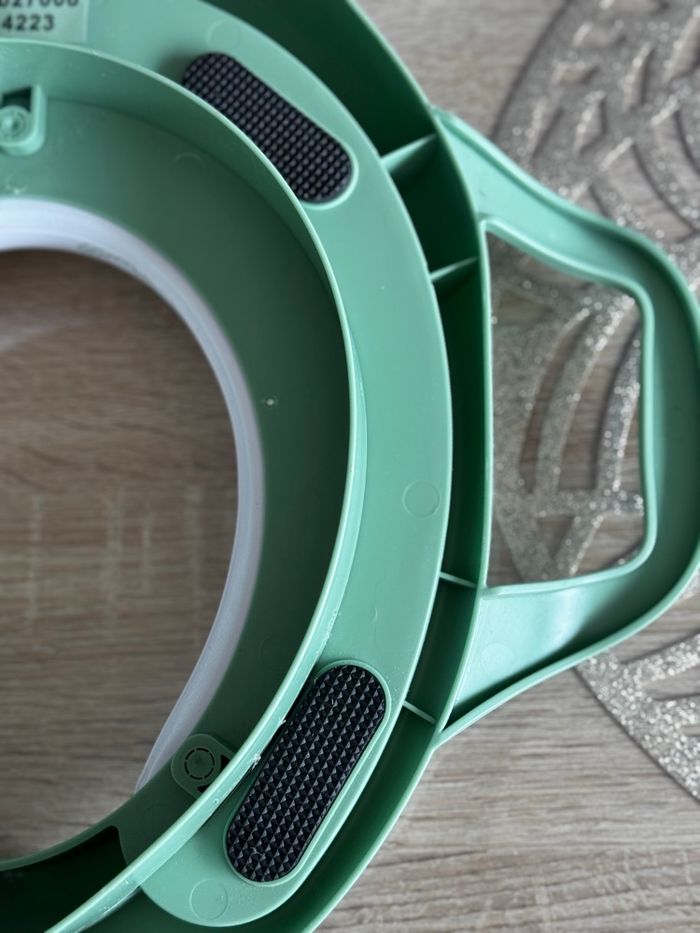 Réducteur de toilette confort avec poignées - photo numéro 4