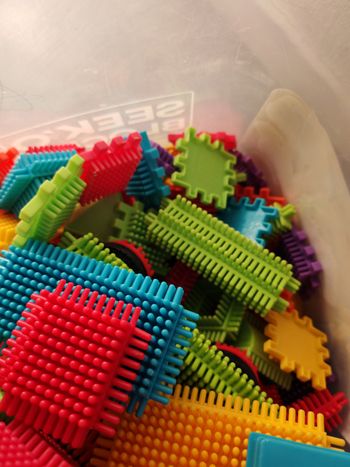 Jeu De Construction - Pegy Bricks