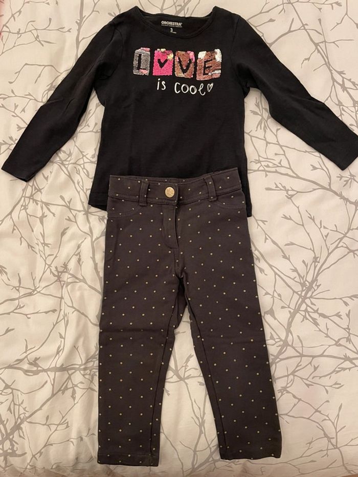 Ensemble pantalon et t-shirt à manches longues en 3 ans
