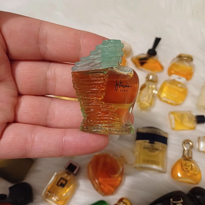 47 Parfum miniatures différents marques - photo numéro 11