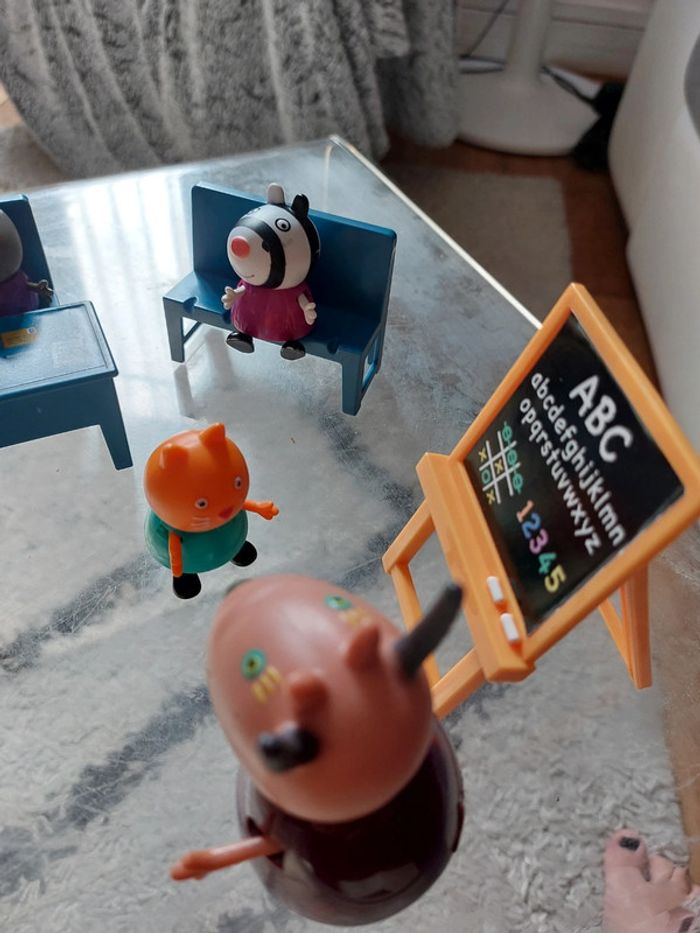 Peppa pig la salle de classe - photo numéro 4
