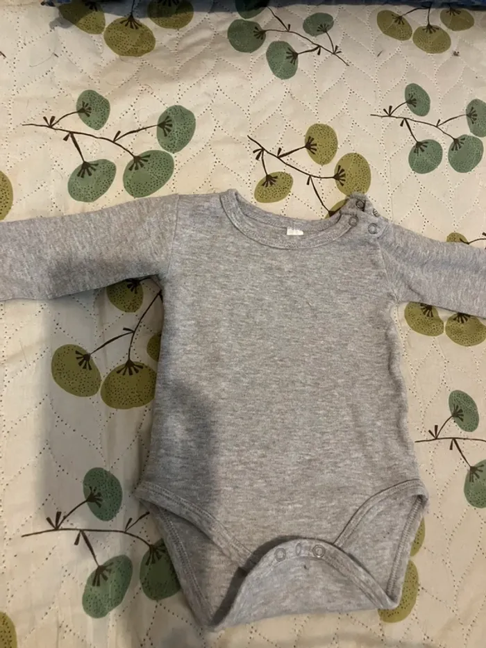 Bodys bébé - photo numéro 3