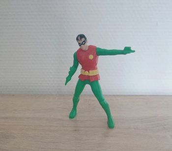 Petite figurine super-héros