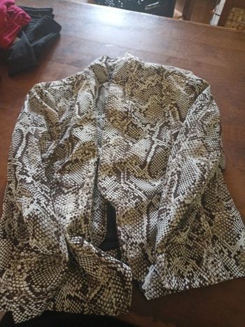 Veste sans fermeture