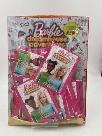 Album Panini Barbie + 50 pochettes neuf