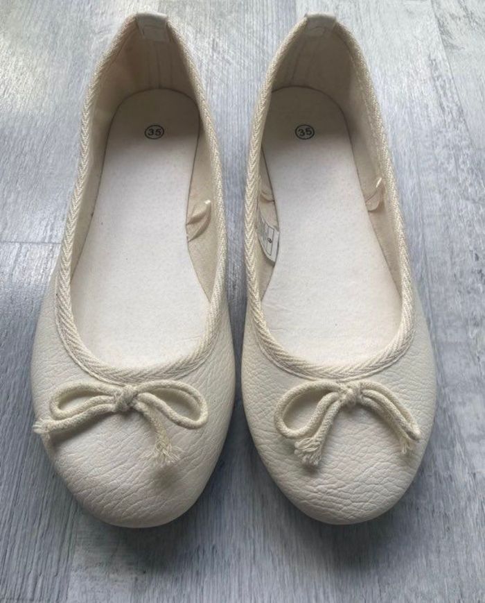 Ballerine blanche taille 35