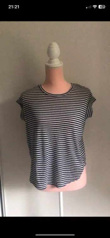 Tee shirt