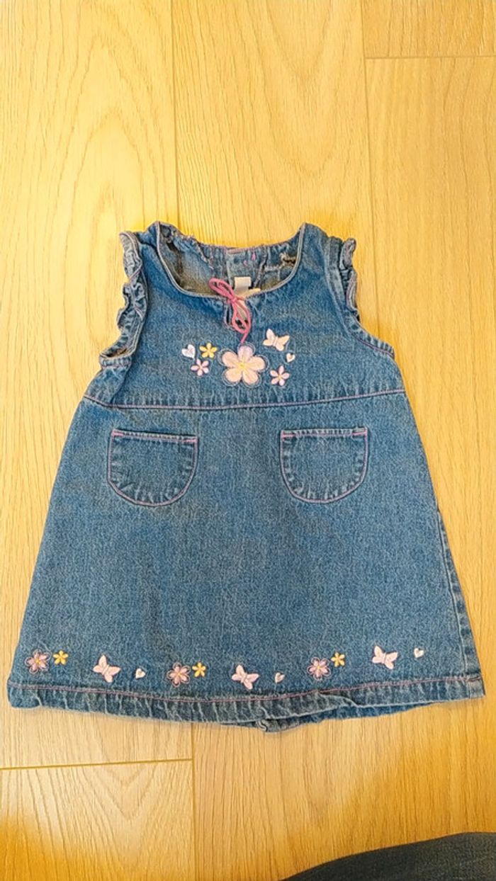 Robe jean fleurs papillon 9 mois
