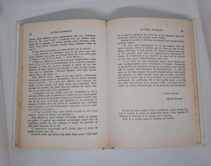 "La flûte enchantée", de Anneliese Fritz-Eulau.
La farandole.
194 pages - photo numéro 3