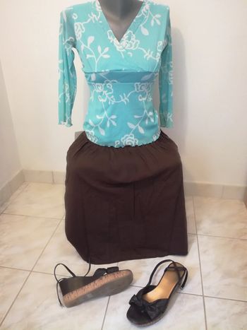 Top turquoise 36 et jupe marron 36 large