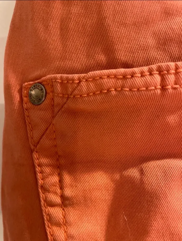 Pantacourt Camaïeu corail - Taille 34 - Très bon état - photo numéro 7
