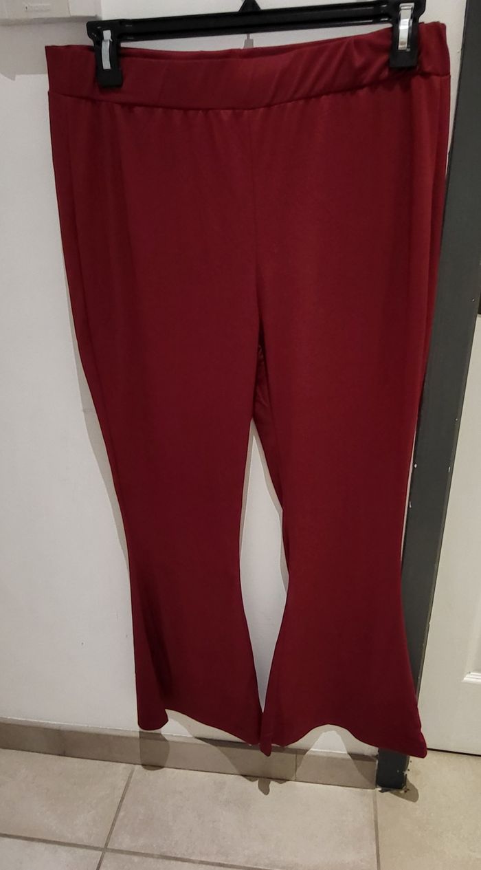 Pantalon femme bordeaux fluide en 44/46