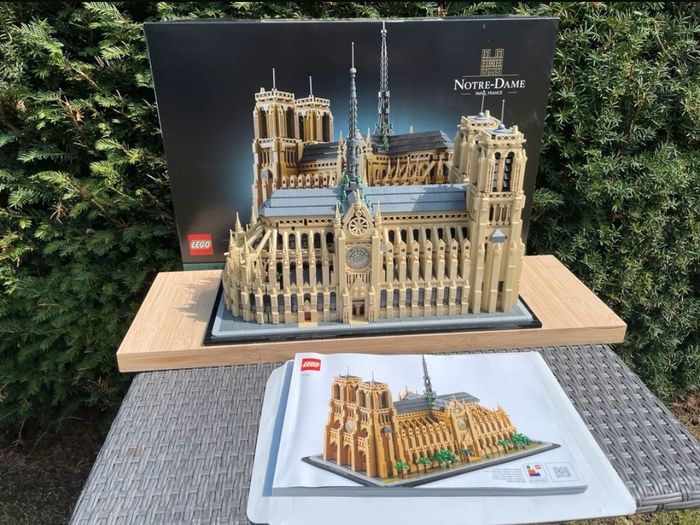 LEGO Architecture Notre-Dame - photo numéro 2