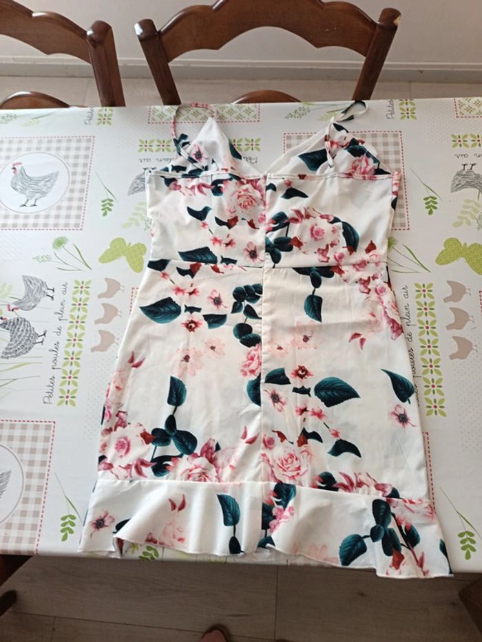 Robe légère taille 38/40 Amazon - photo numéro 3