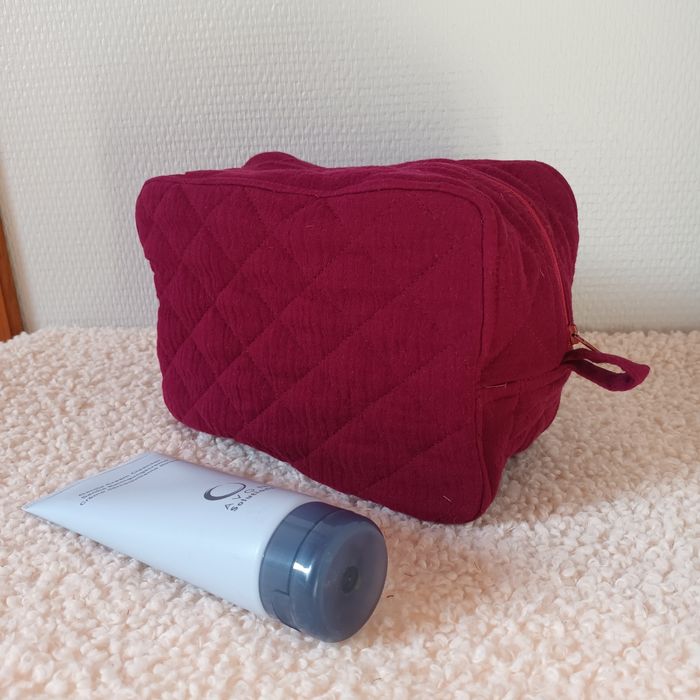Trousse toilette où maquillage gaze de coton matelassée lie de vin où vieux rose - photo numéro 7
