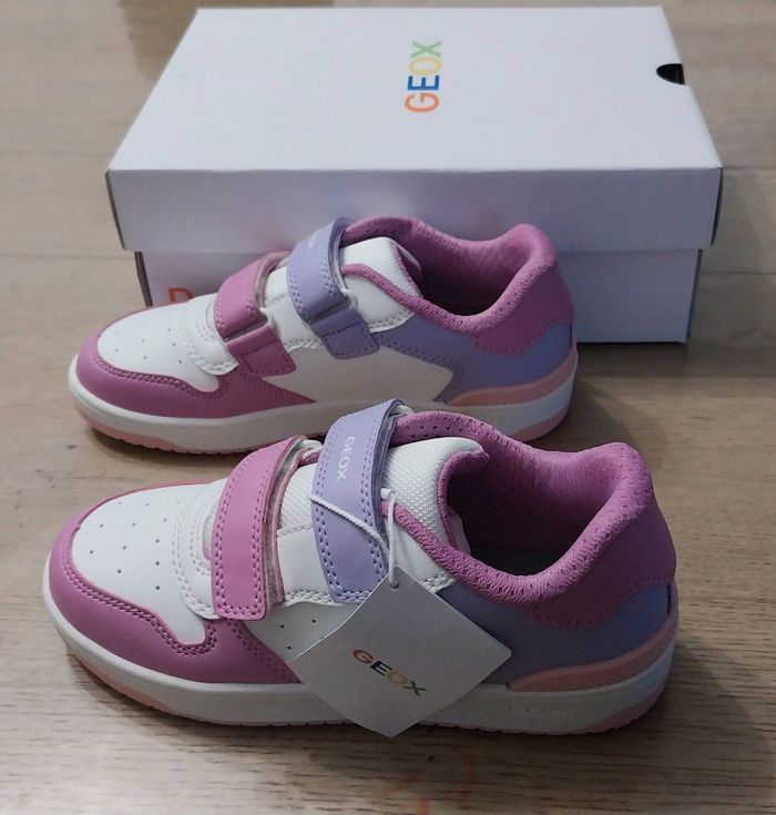 Baskets fille pointure 32 neuves - photo numéro 3