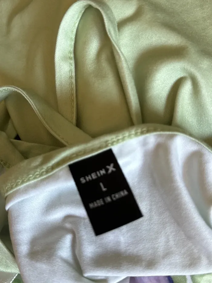 Joli pyjama short top bretelles fleuri 40/42 - photo numéro 4