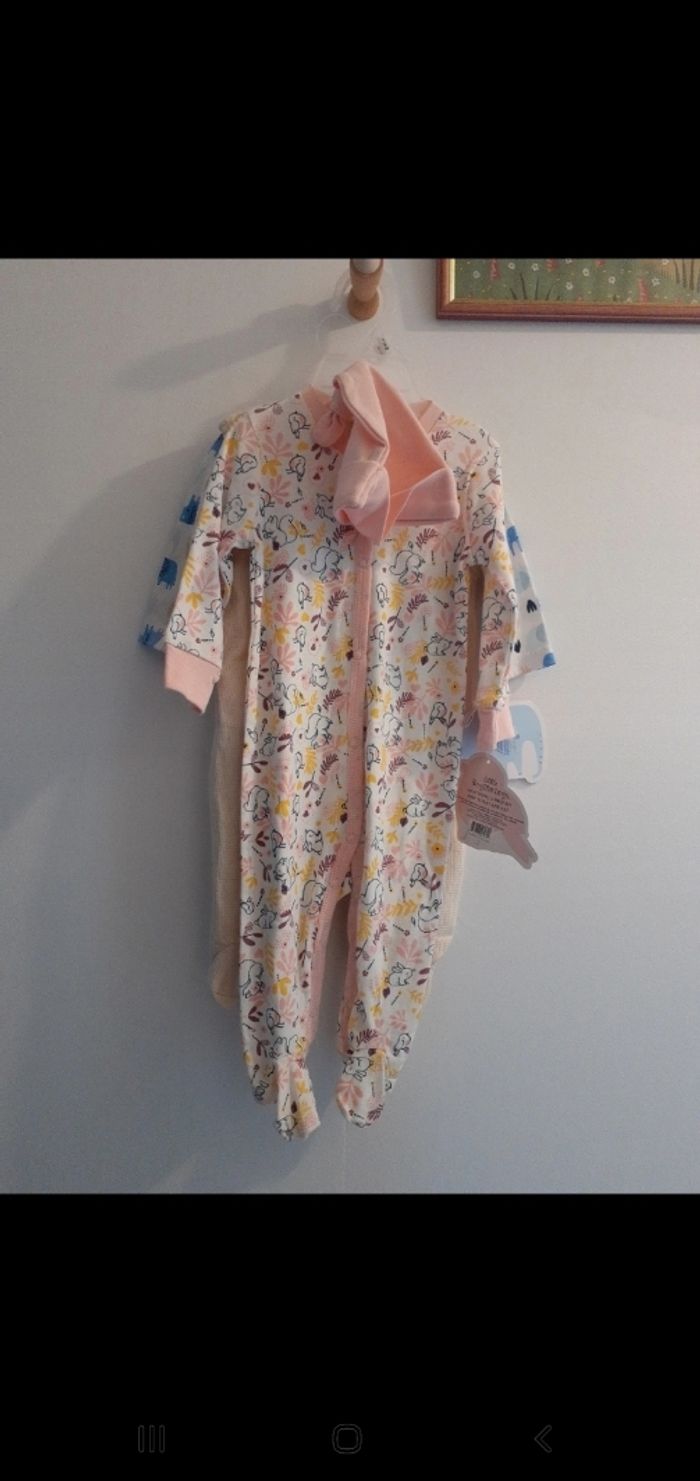 Pyjamas bébé