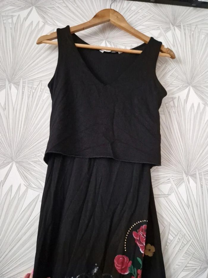 Jolie robe d'été Desigual taille 34 - photo numéro 3