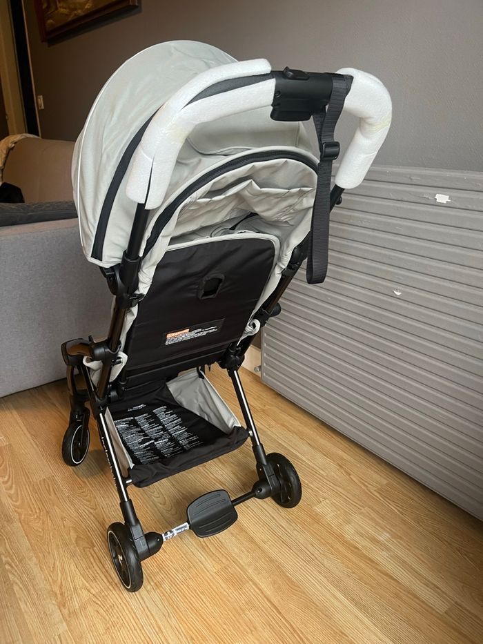 Poussette - photo numéro 3