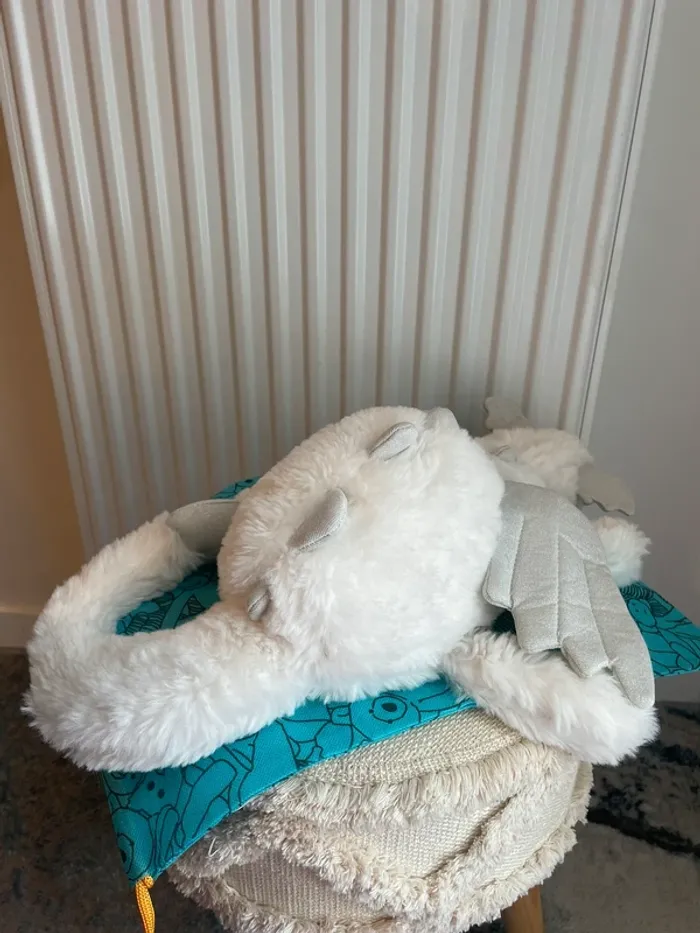 Peluche Jellycat Snow Dragon Large 🤍🐉 - photo numéro 12